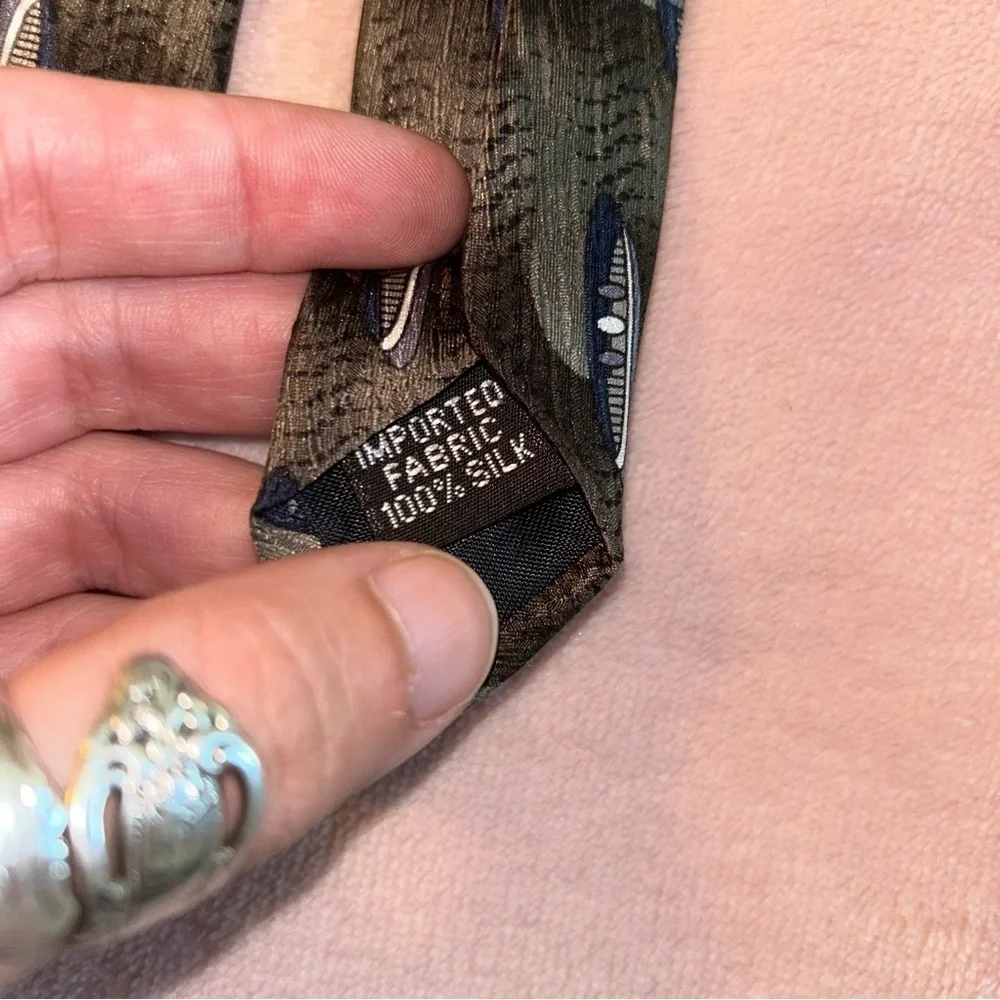 Oscar de la Renta green blue silver oval print silk tie made in USA